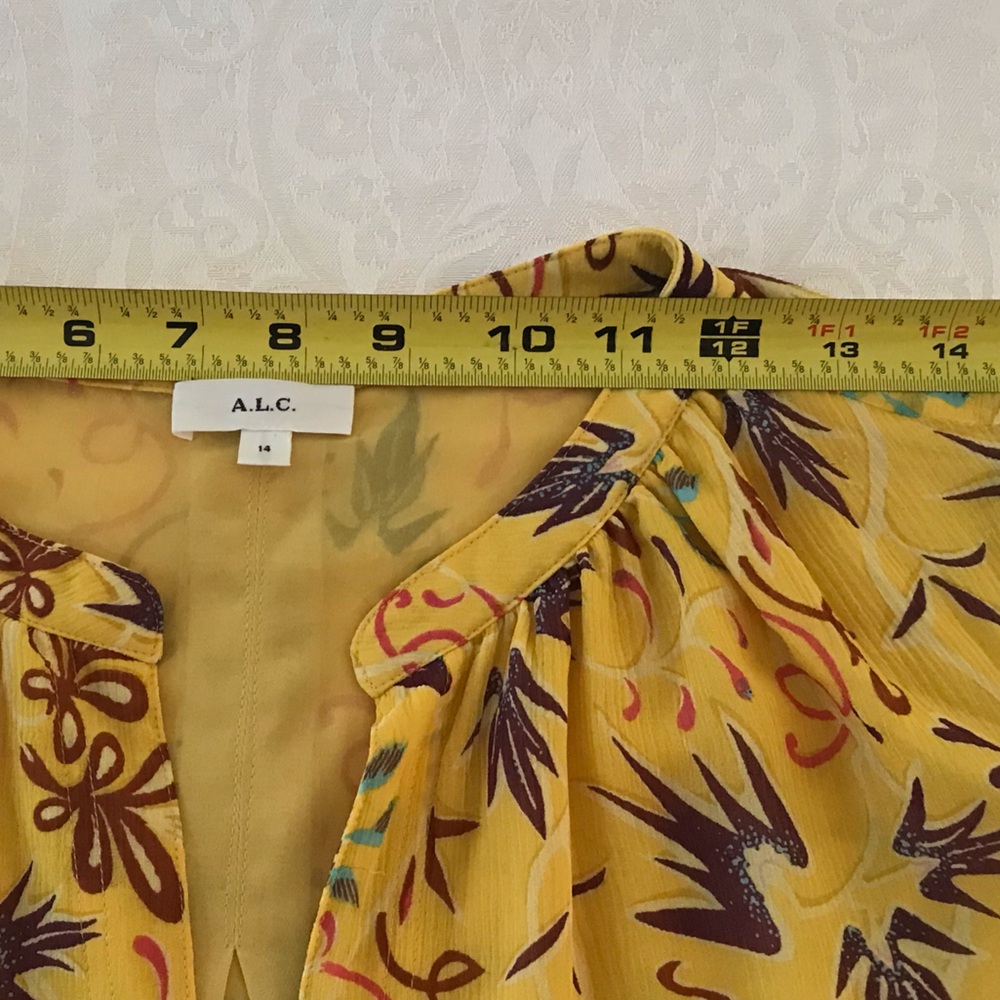 A.L.C. 100% silk top. - Picture 10 of 10